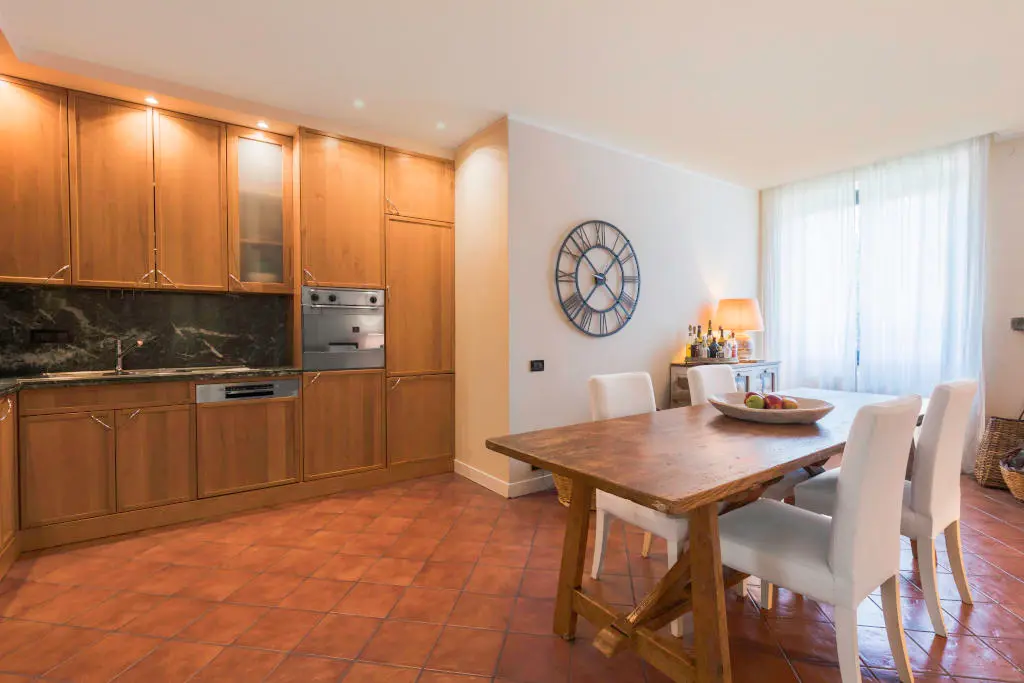 Angolo cottura e tavolo da pranzo - A Casa di Camillo